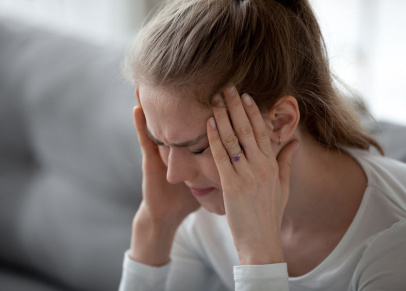 Стоматолог Лукина назвала кариес и неправильный прикус причиной мигреней